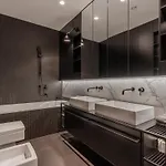 公寓 Luxury Old Town Penthouse W Park *