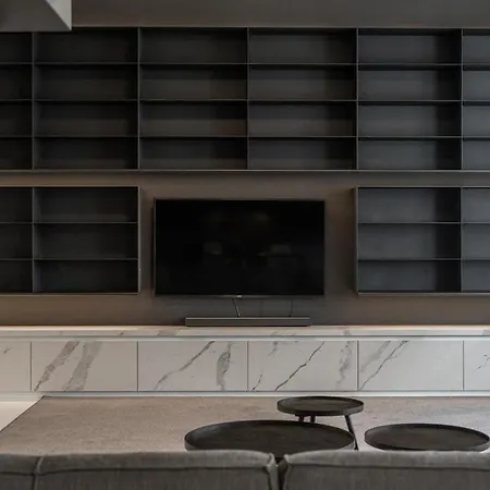 Luxury Old Town Penthouse W Park *