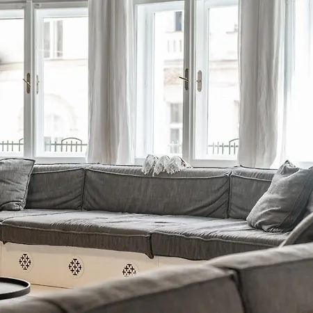 דירה Luxury Old Town Penthouse W Park פראג
