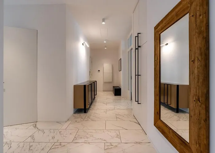 Luxury Old Town Penthouse W Park * 布拉格